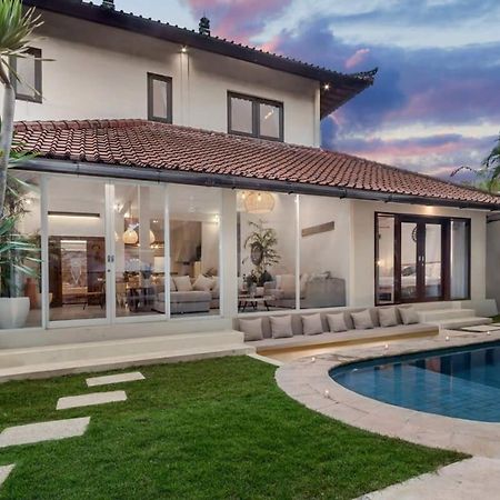 Villa New York - 4 Bdr Pool Luxury Villa, Next To The Forge Bali Seminyak Exterior foto