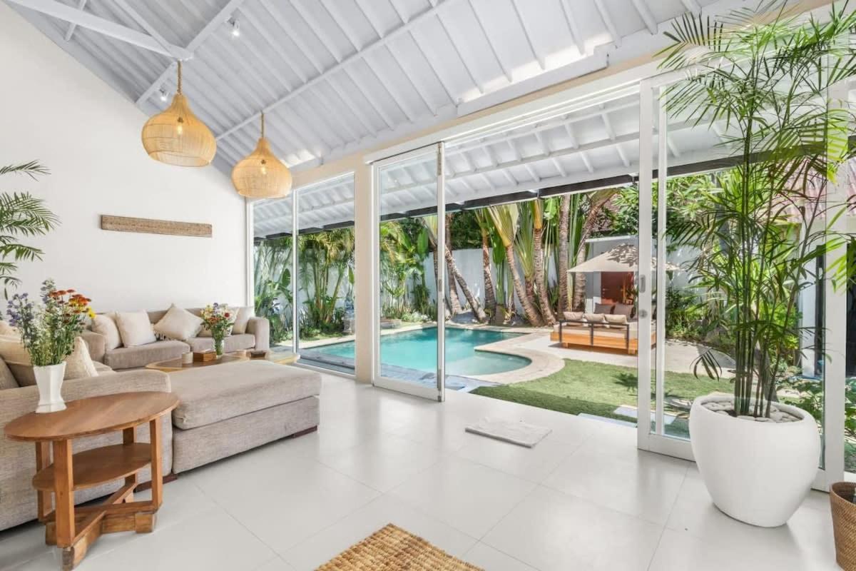 Villa New York - 4 Bdr Pool Luxury Villa, Next To The Forge Bali Seminyak Exterior foto